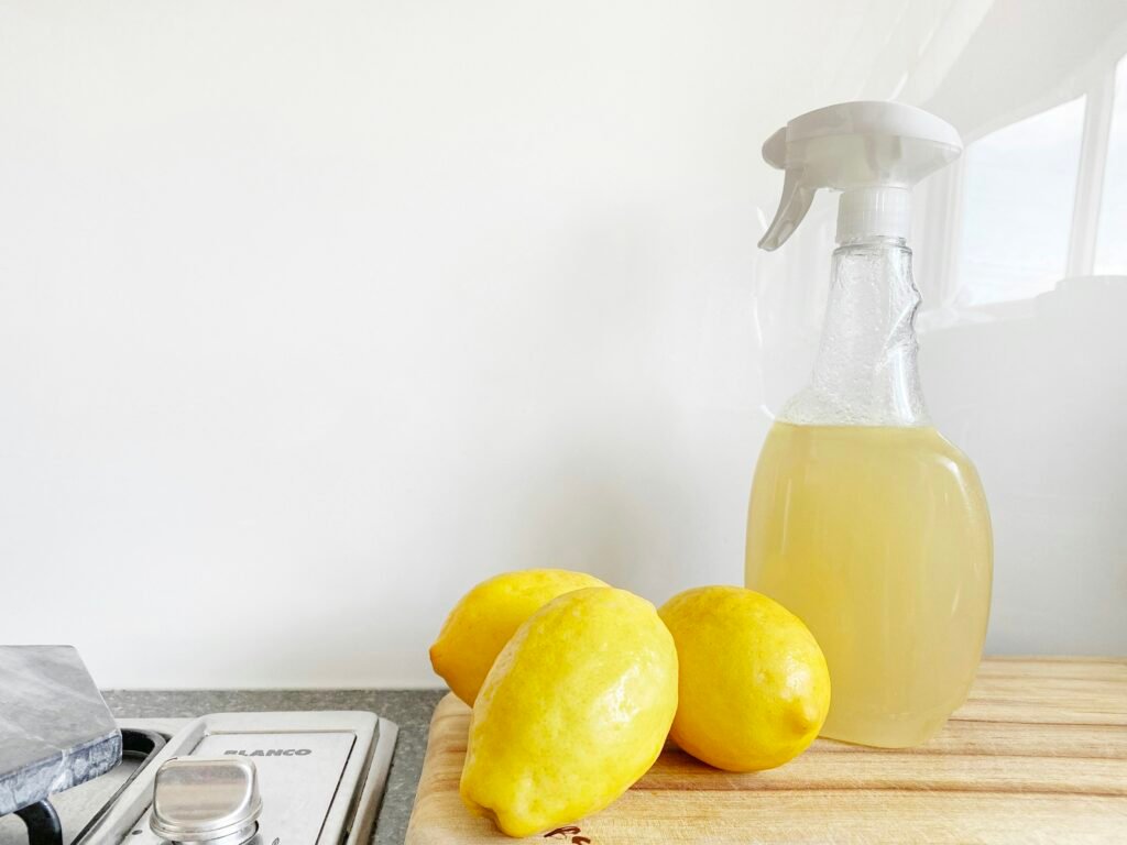 A Step-by-Step Guide to Deep Cleaning Your Kitchen